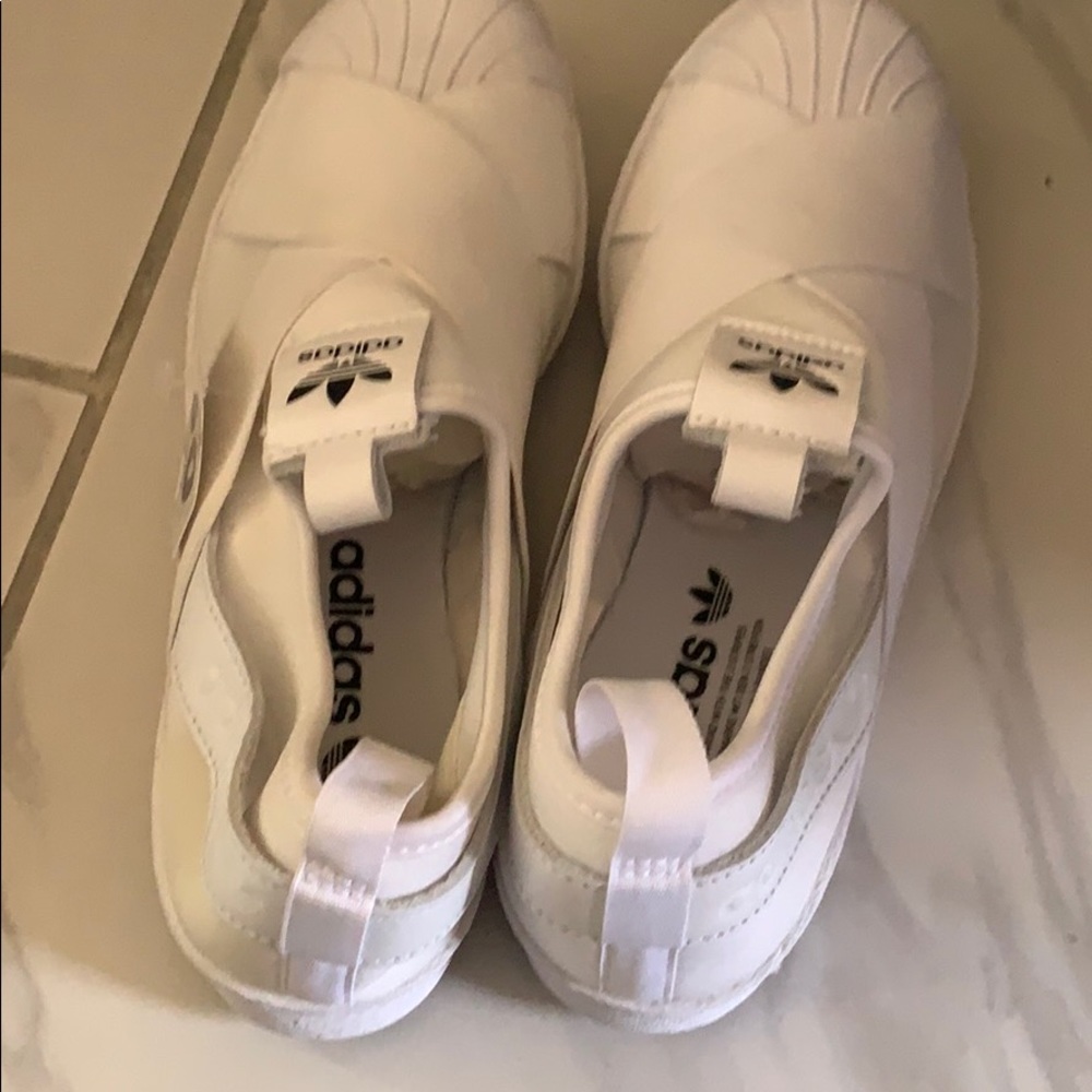 Adidas women sneaker